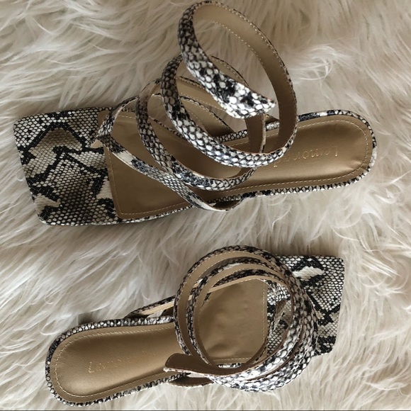 Python wrap sandals - Picture 2 of 5